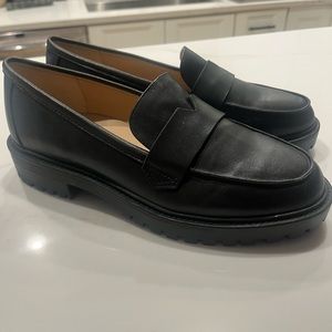 NWT Banana Republic Women’s Loafers